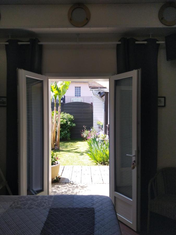 Bed and Breakfast L'Isle De France Conflans-Sainte-Honorine Exterior foto